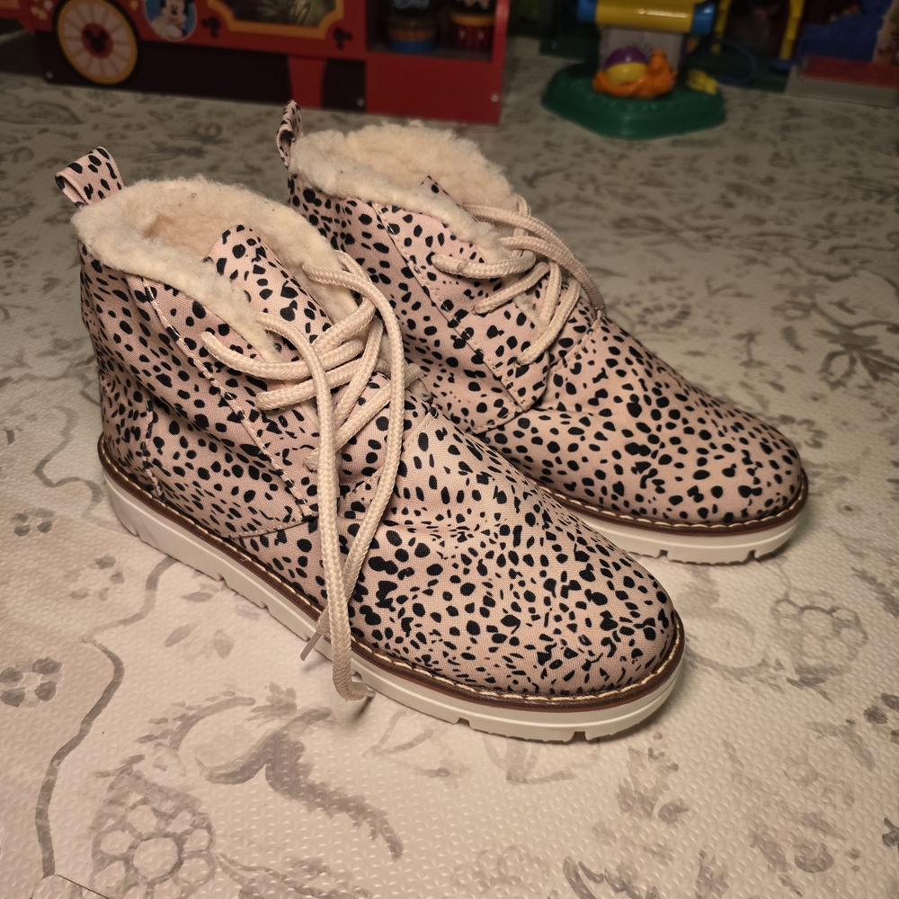 Stylish Women's Leopard Print Ankle Boots